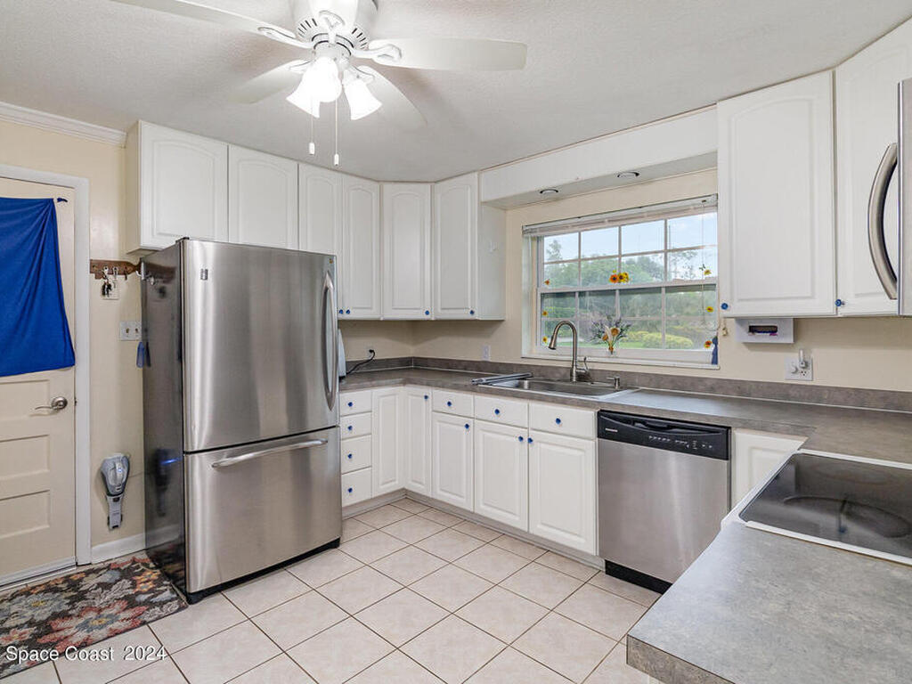 3075 Ellis Drive, Melbourne, FL 32904