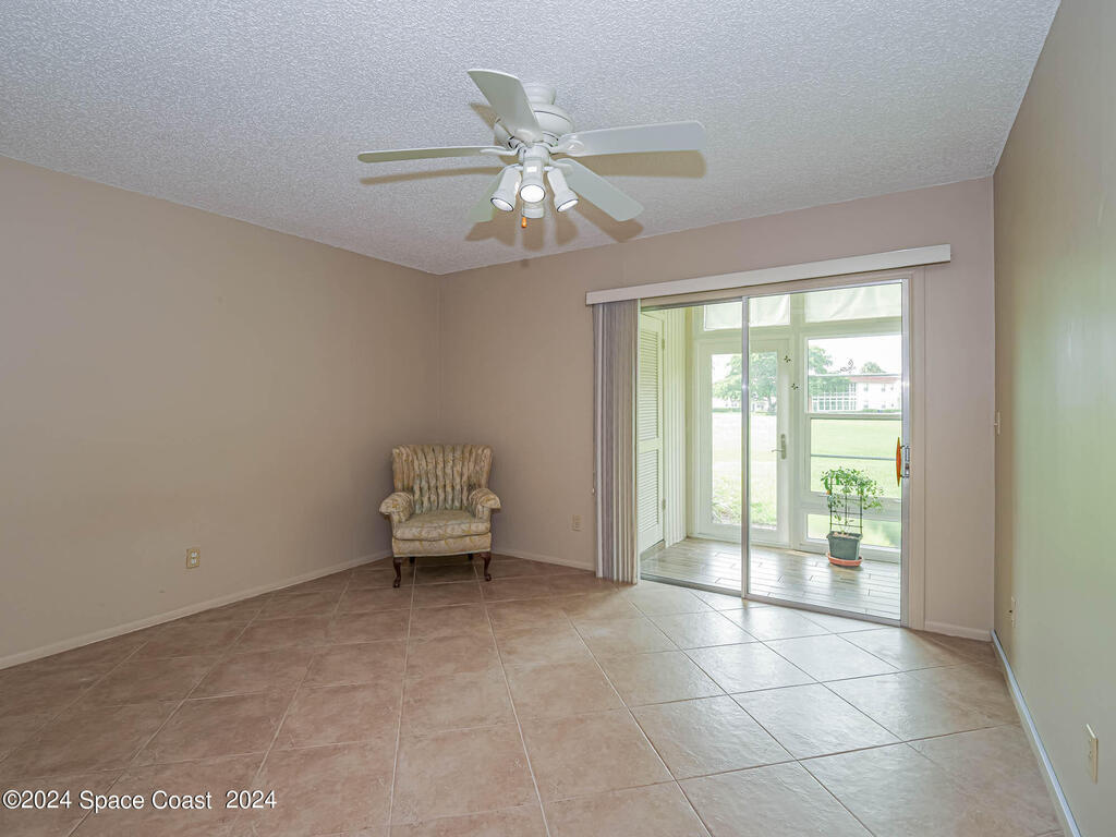 105 Spring Lake Court, Vero Beach, FL 32962