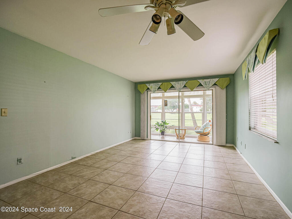 105 Spring Lake Court, Vero Beach, FL 32962