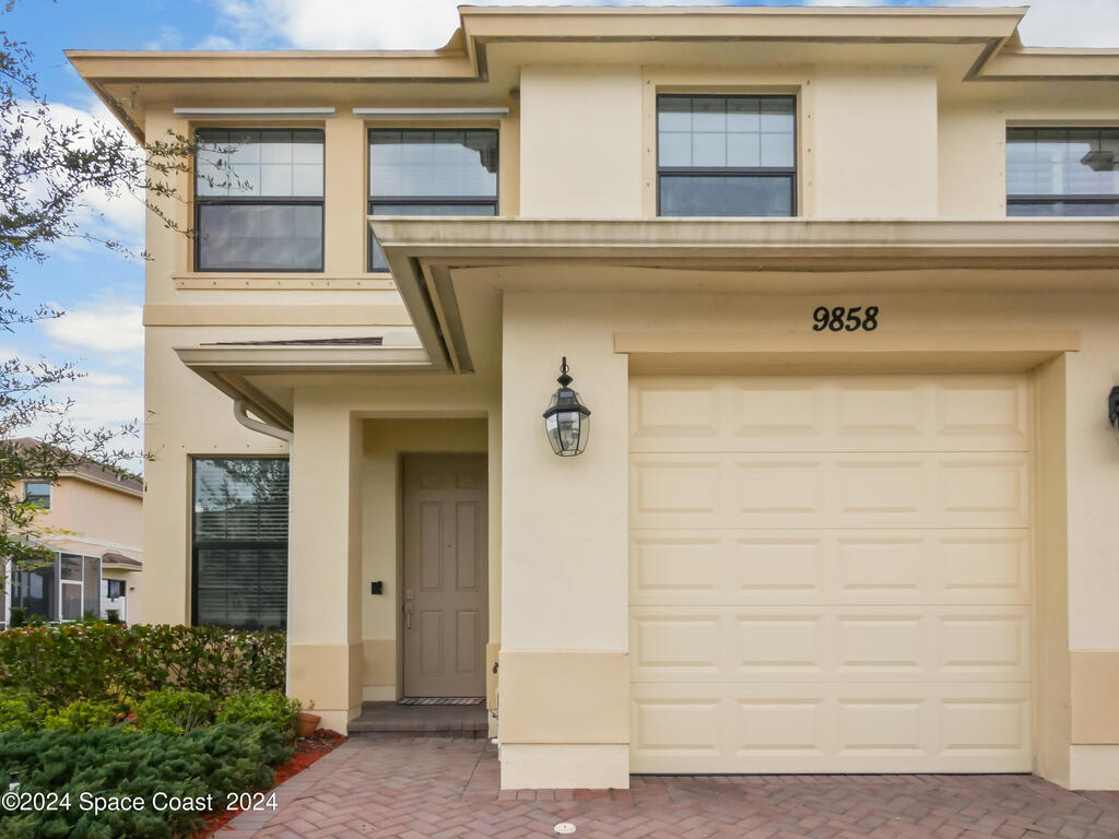 9858 E Villa Circle, Vero Beach, FL 32966