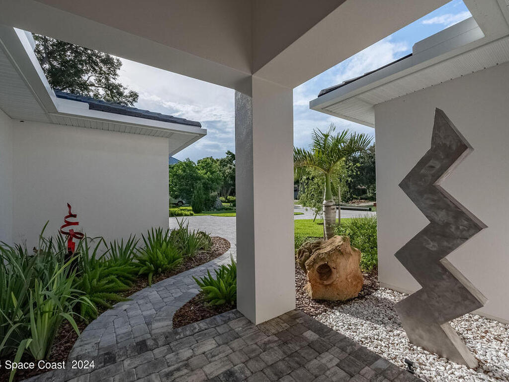 11 Bayshore Court, Rockledge, FL 32955