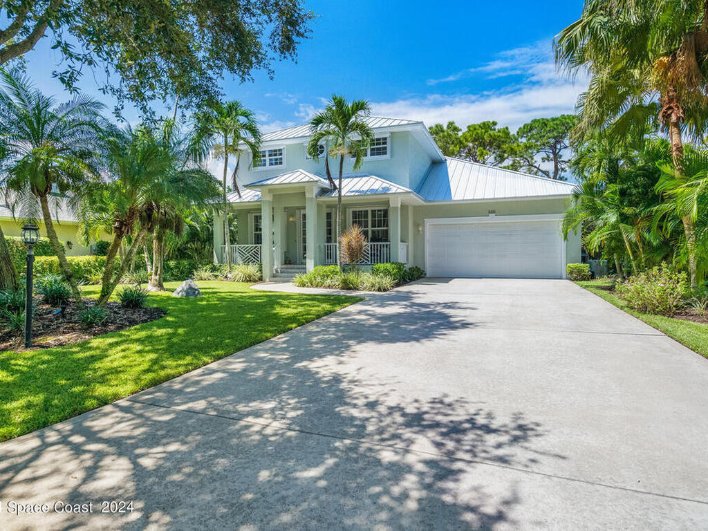 886 Carolina Circle, Vero Beach, FL 32962