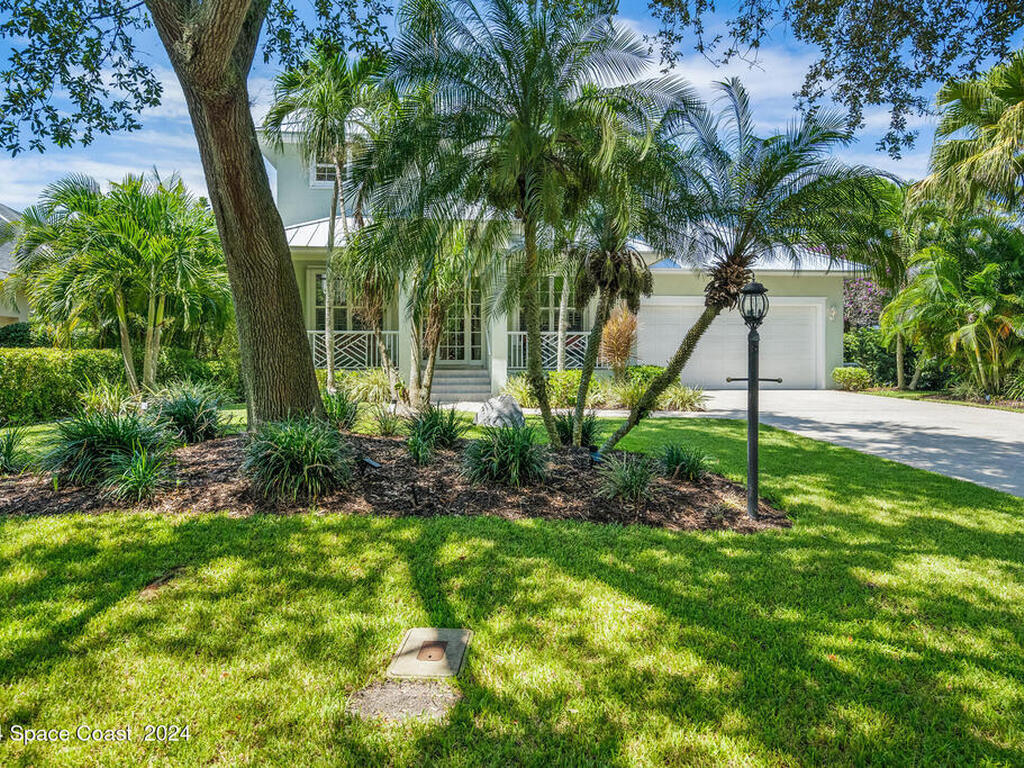 886 Carolina Circle, Vero Beach, FL 32962