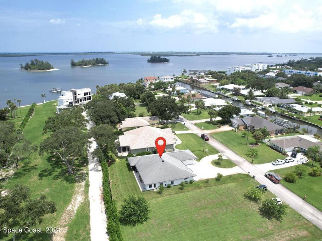 6626 110th Place, Sebastian, FL 32958