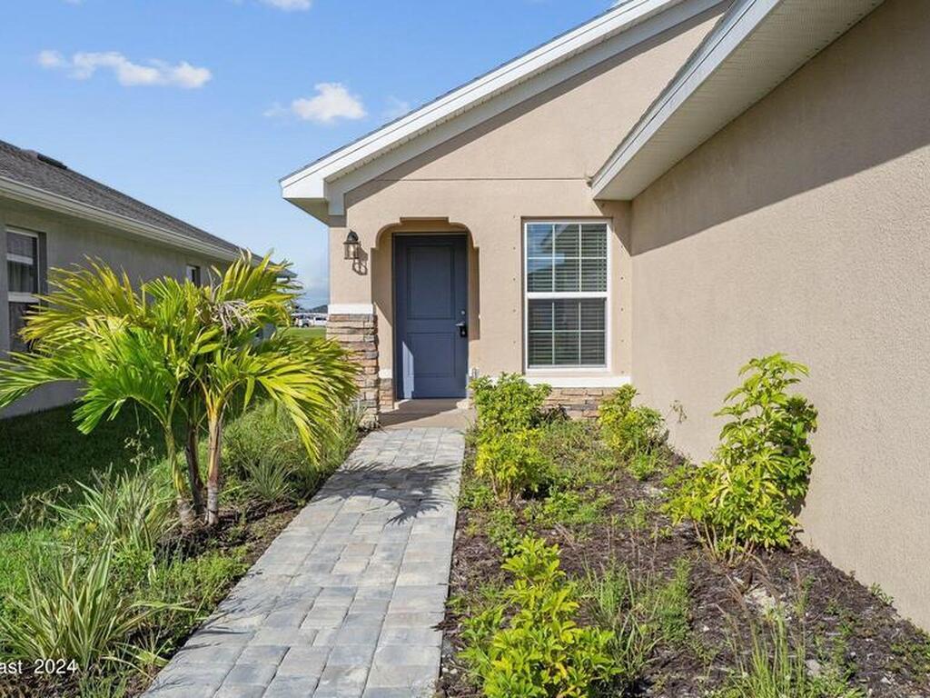 1276 Canfield Circle, Palm Bay, FL 32909