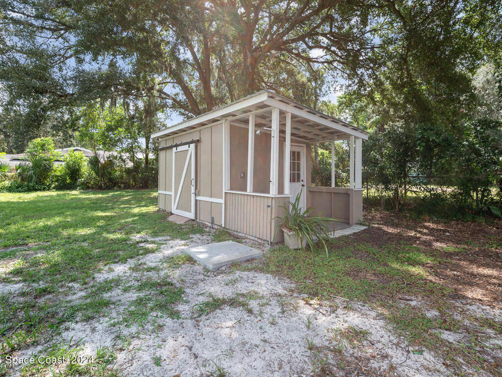 2529 Pine Avenue, Mims, FL 32754