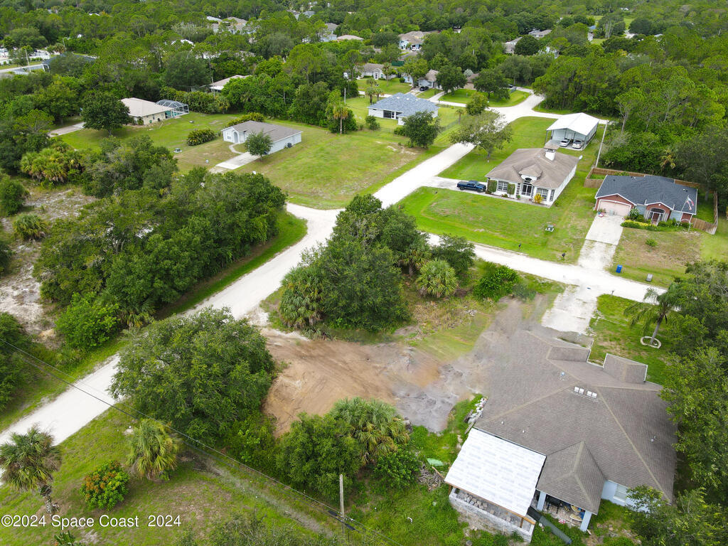 9210 102nd Avenue, Vero Beach, FL 32967