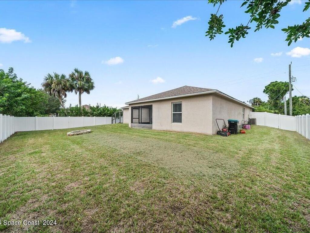 3341 Freedom Avenue, Palm Bay, FL 32908