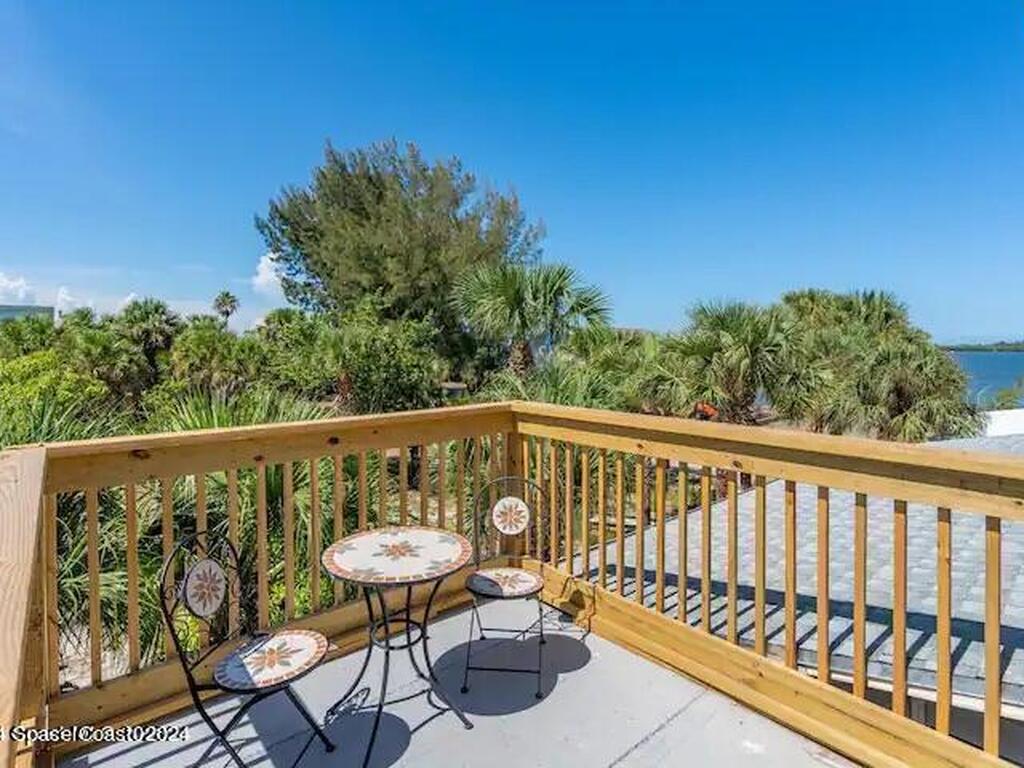 47 Vip Island B, Grant Valkaria, FL 32949