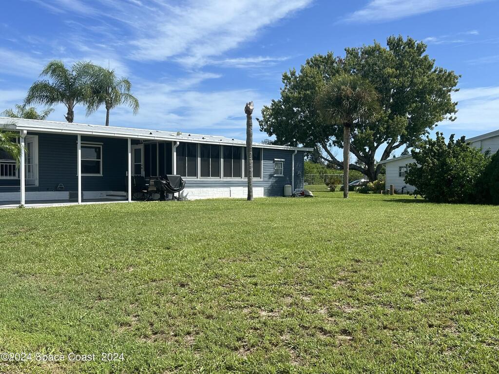 7519 Chasta Road, Micco, FL 32976