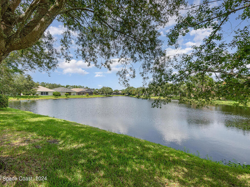 2370 Stratford Pointe Drive, Melbourne, FL 32904