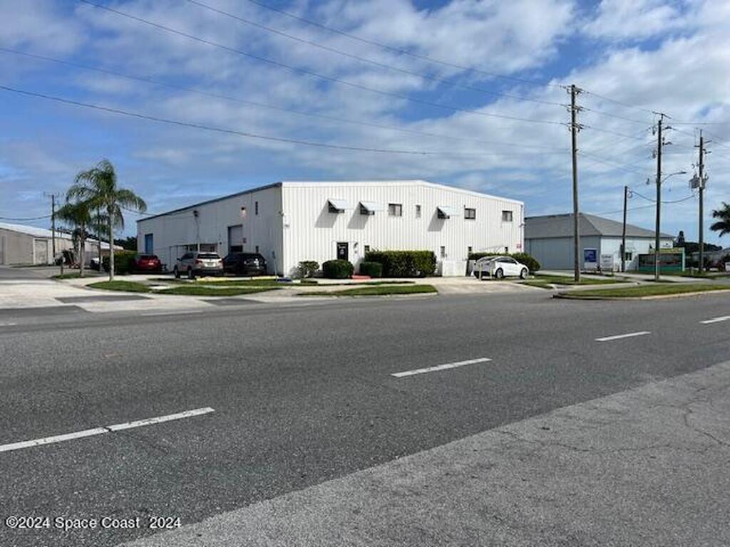 280 W Central Boulevard, Cape Canaveral, FL 32920