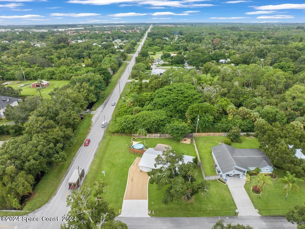 2605 47th Avenue, Vero Beach, FL 32966