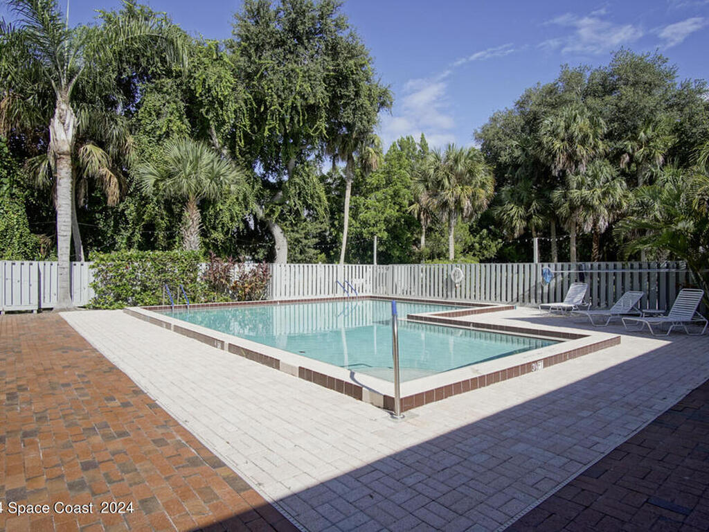 2050 Pine Creek Blvd, Vero Beach, FL 32966