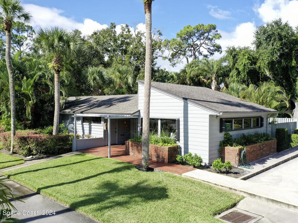 2050 Pine Creek Blvd, Vero Beach, FL 32966