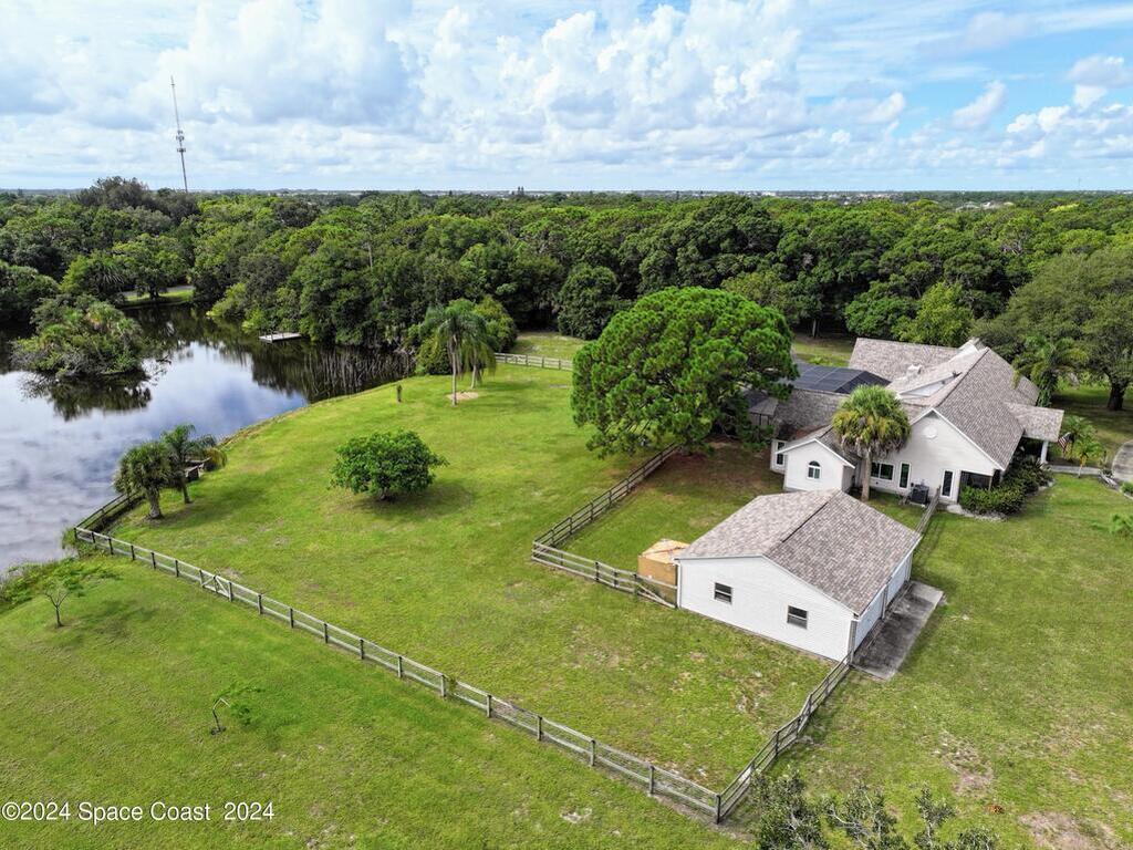 3311 Calle Del Mar, Melbourne, FL 32904