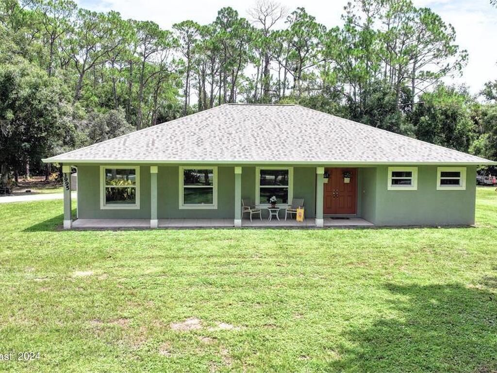 3995 Corey Rd, Malabar, FL 32950