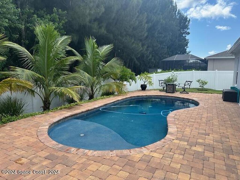 5280 Hebron Drive, Merritt Island, FL 32953