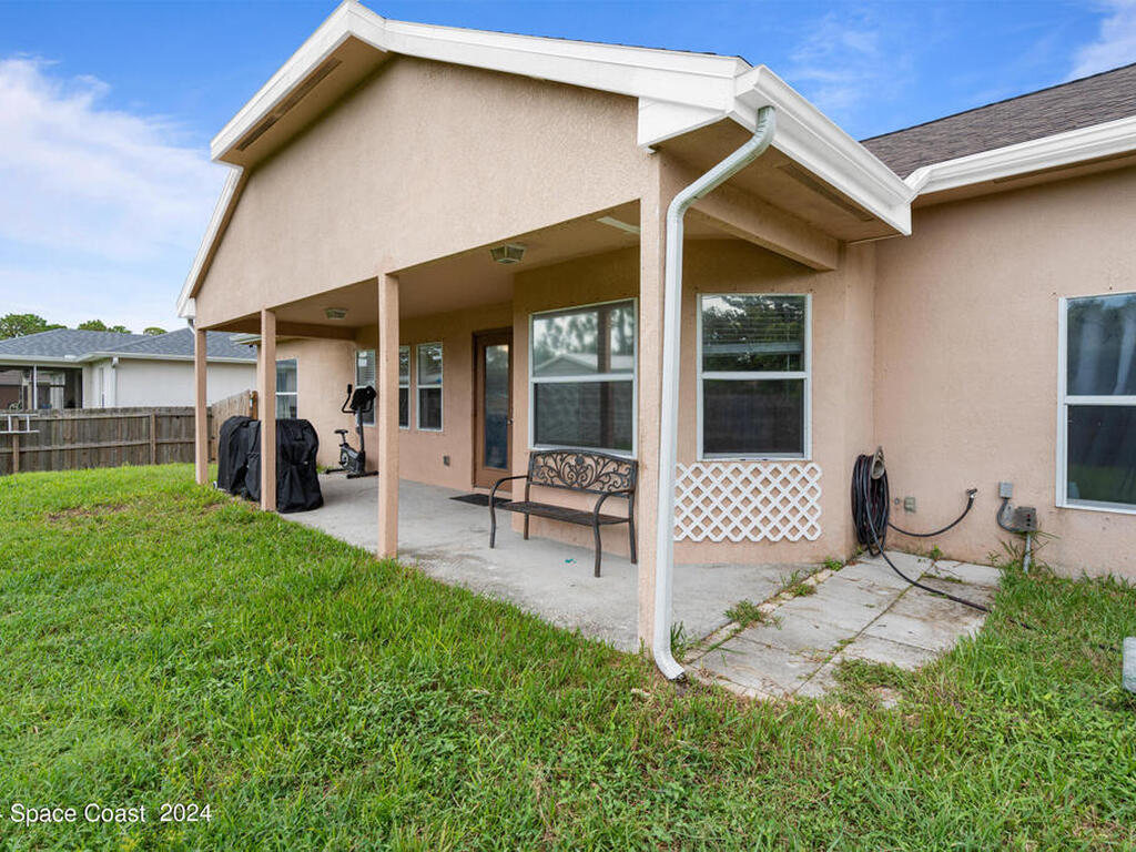 2833 Grant Avenue, Palm Bay, FL 32909