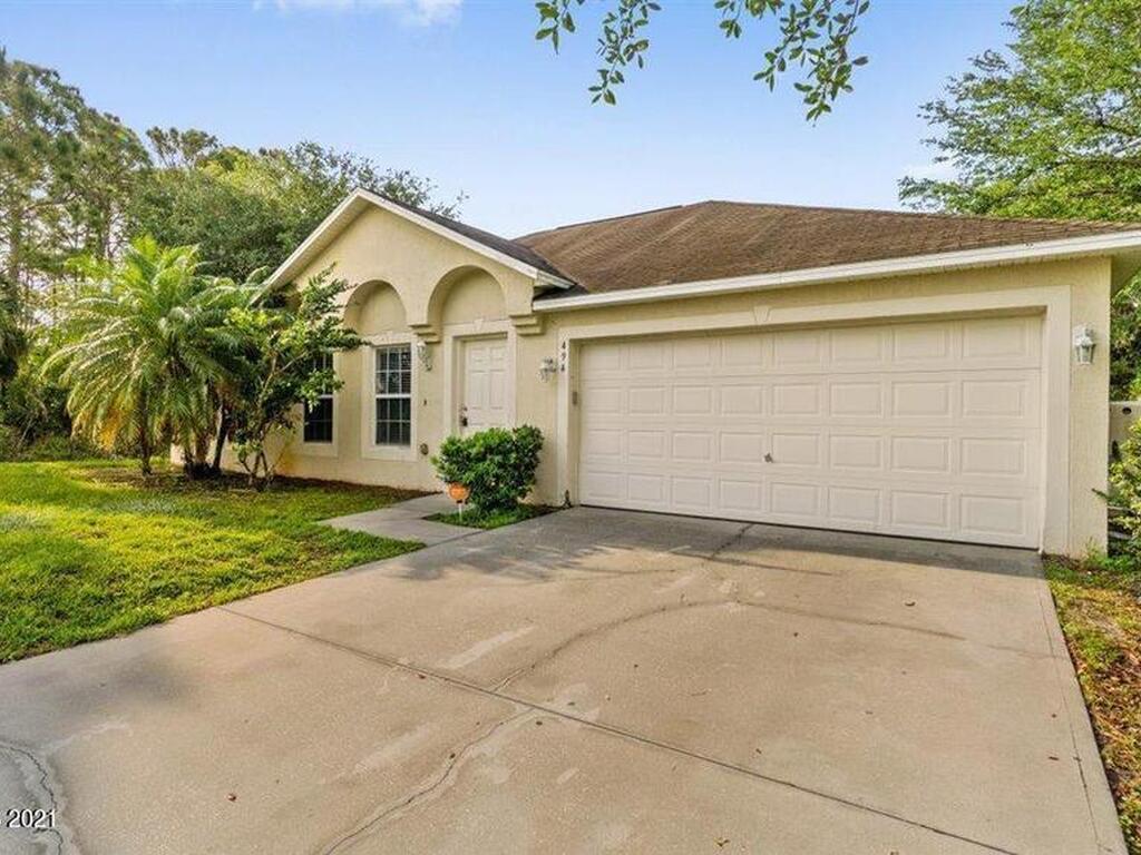 494 Paigo Street, Palm Bay, FL 32909