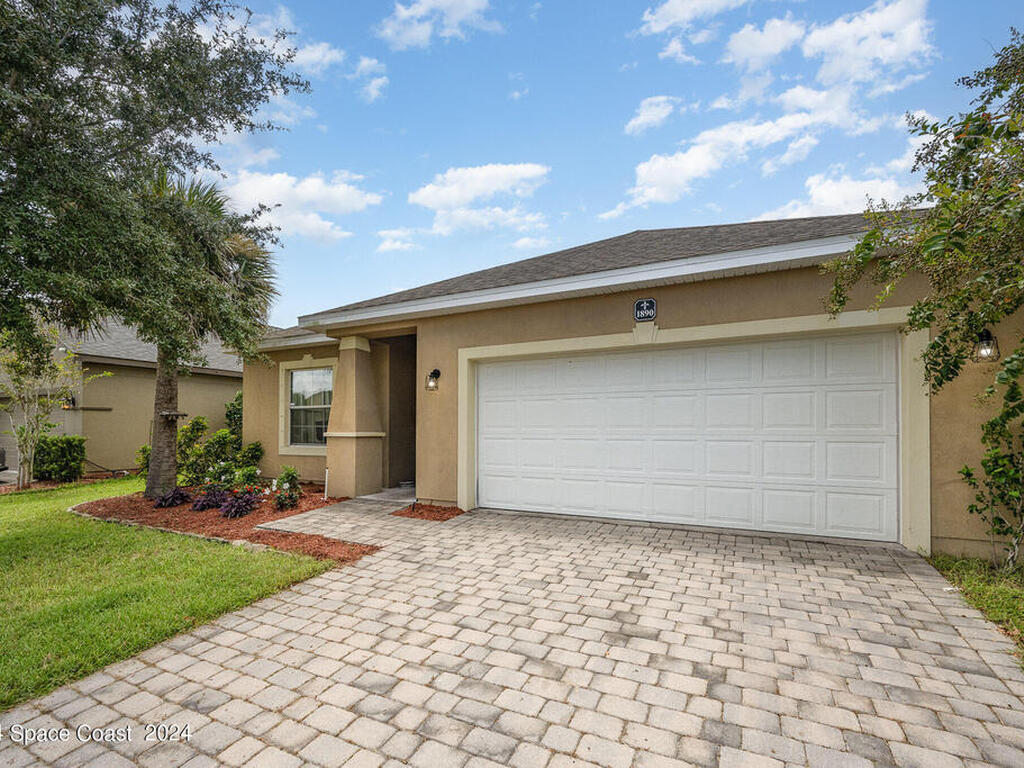 1890 Bridgeport Circle, Rockledge, FL 32955