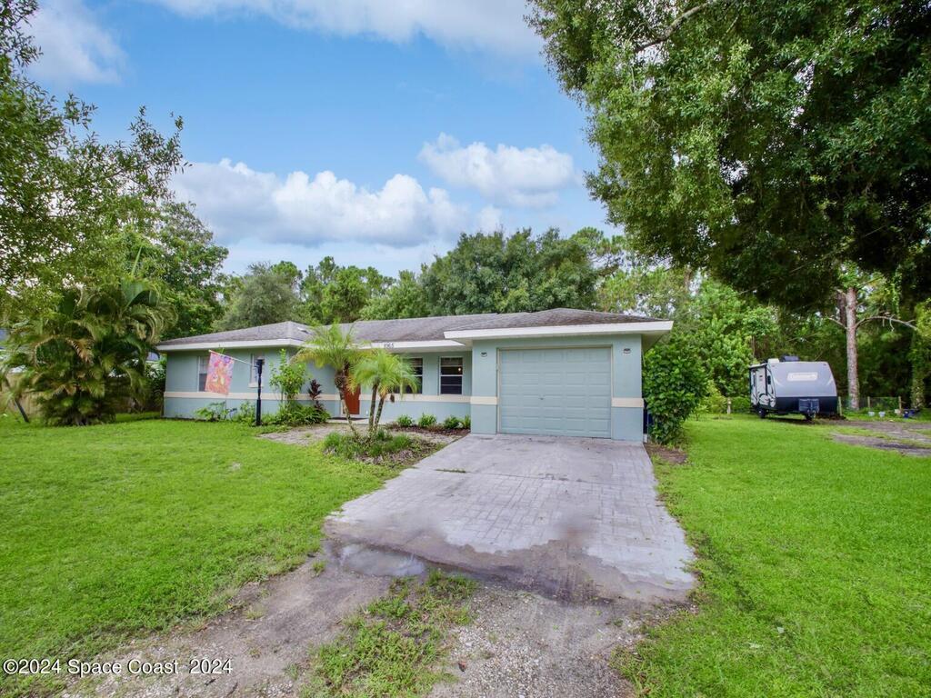 8965 22nd Street, Vero Beach, FL 32966