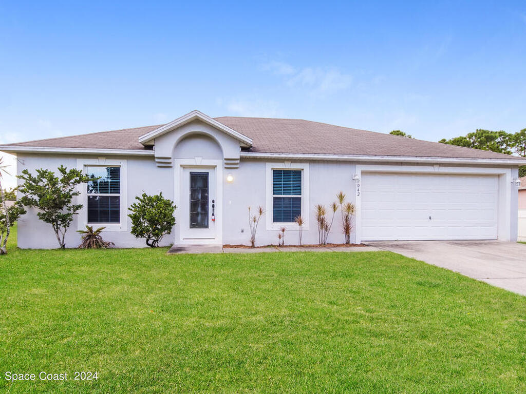 3042 Tazewell Avenue, Palm Bay, FL 32909