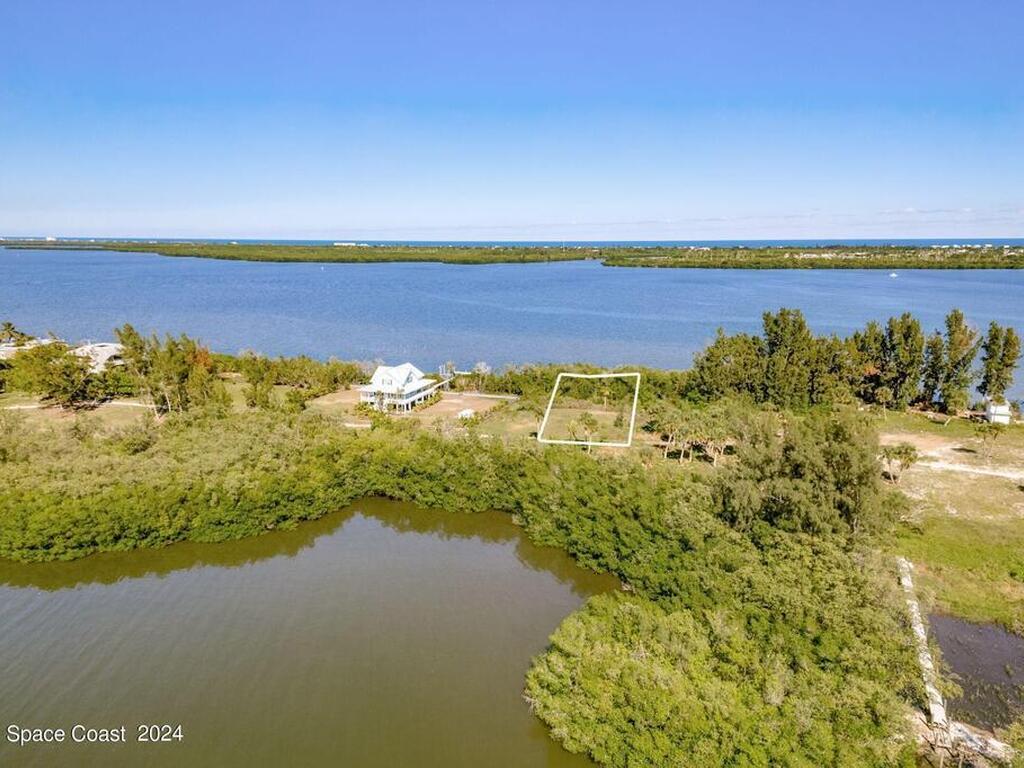 5 Grant Island Estates, Grant Valkaria, FL 32949