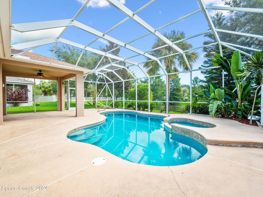 5837 Indigo Crossing Drive, Rockledge, FL 32955