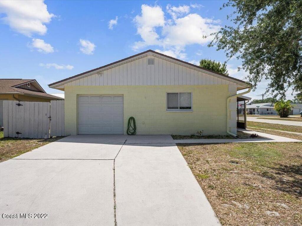 105 S Lee Court, Merritt Island, FL 32952