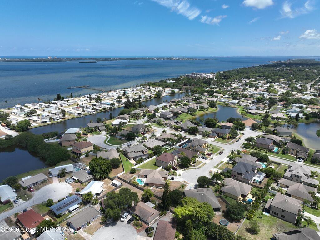 105 S Lee Court, Merritt Island, FL 32952