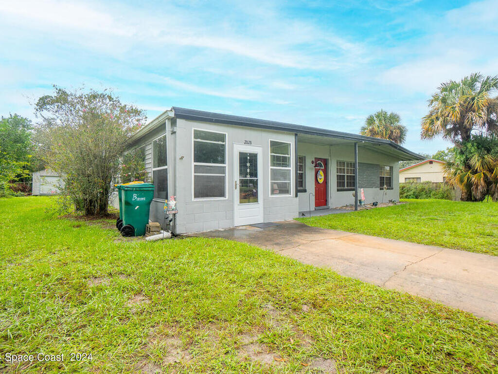 2828 Econ Avenue, Mims, FL 32754