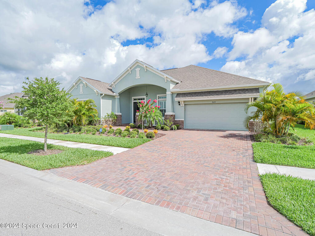 7129 E East Village Square, Vero Beach, FL 32966