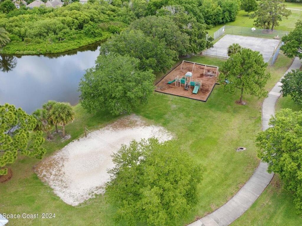 2568 Ventura Circle, Melbourne, FL 32904