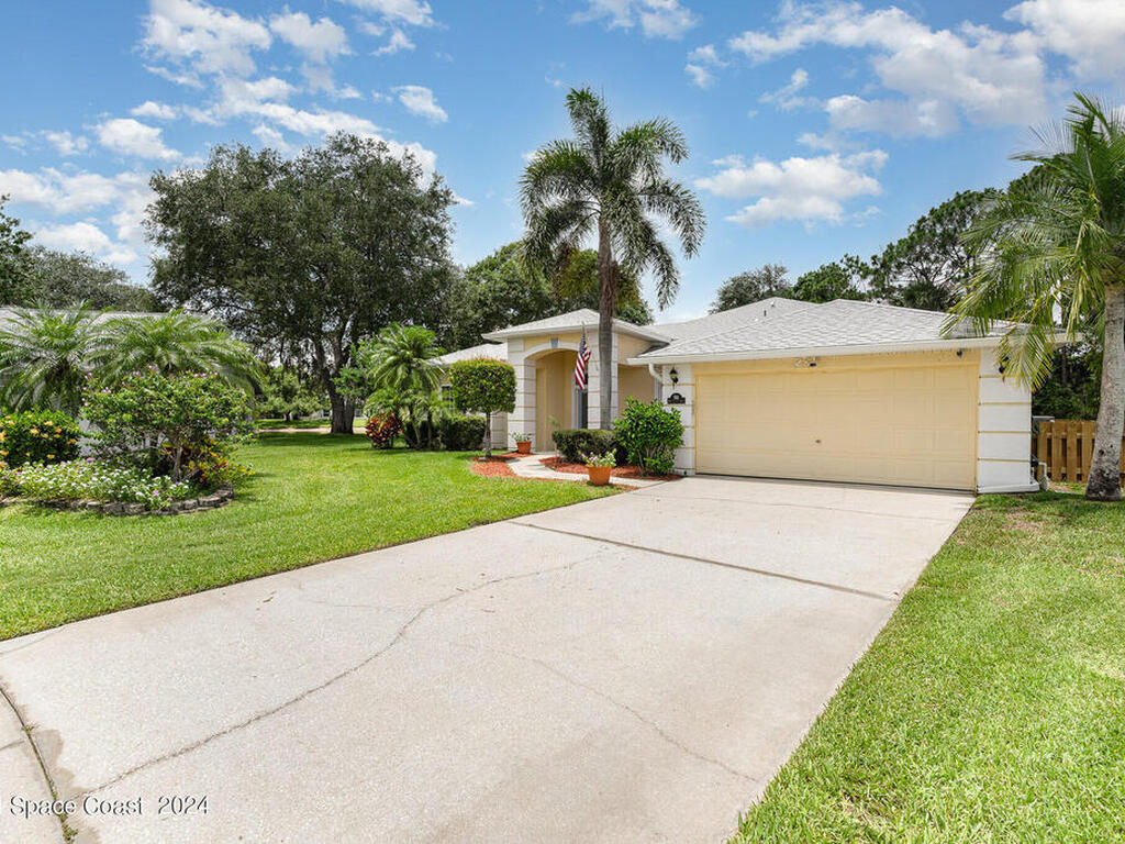 741 Falls Creek Drive, Melbourne, FL 32904