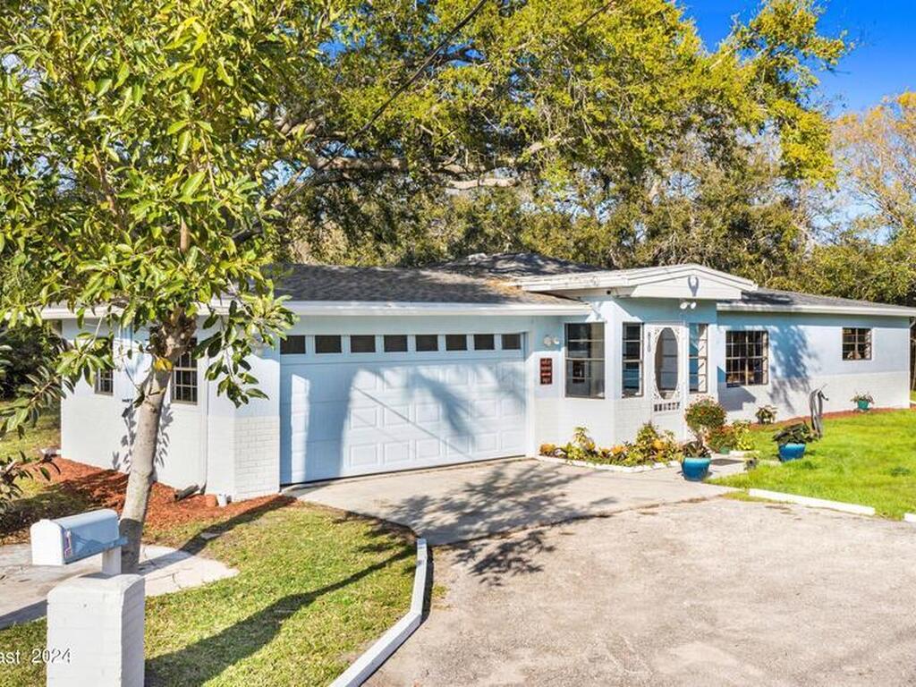 810 Calloway Lane, Melbourne, FL 32901