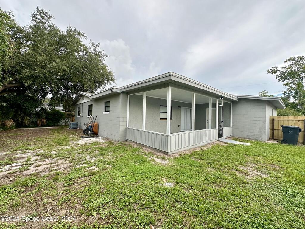 933 Hunter Park Place, Titusville, FL 32780