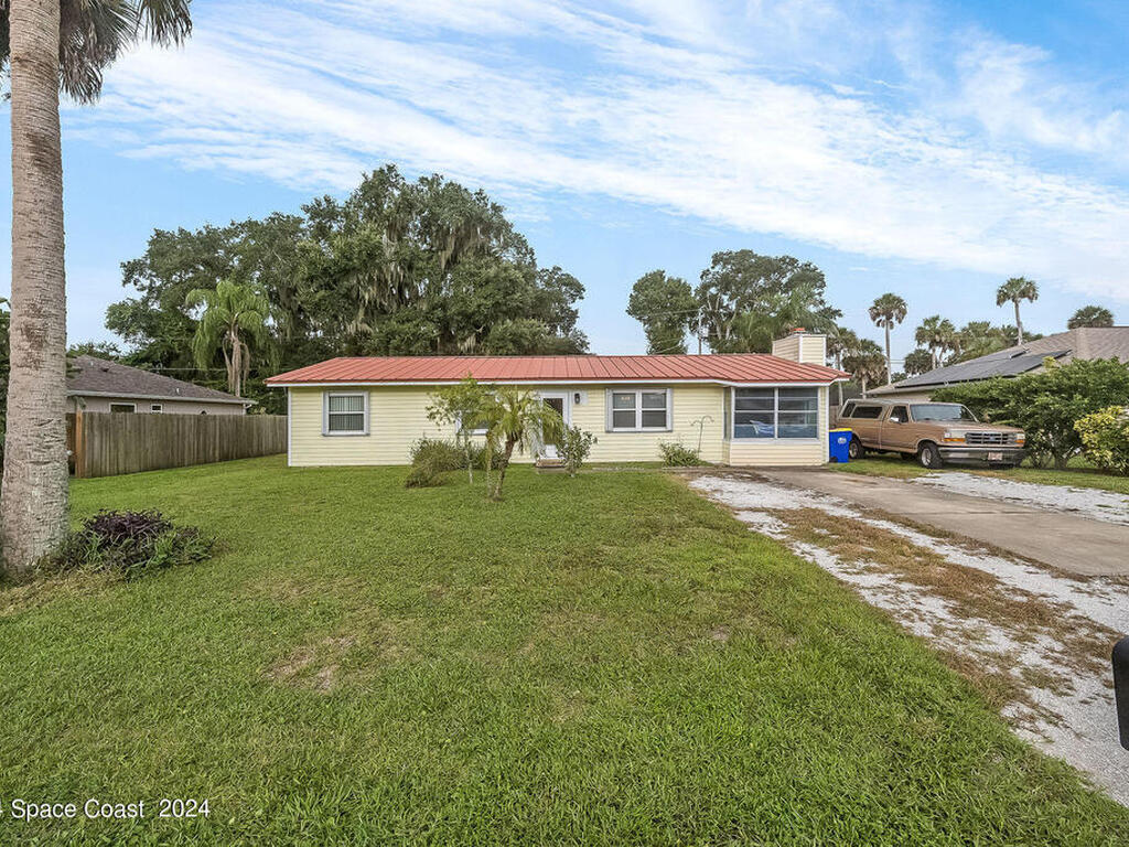 1720 Queen Palm Drive, Edgewater, FL 32132