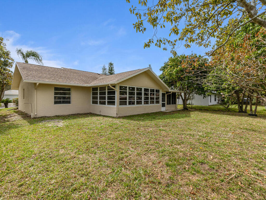 1749 Glenridge Street, Palm Bay, FL 32907