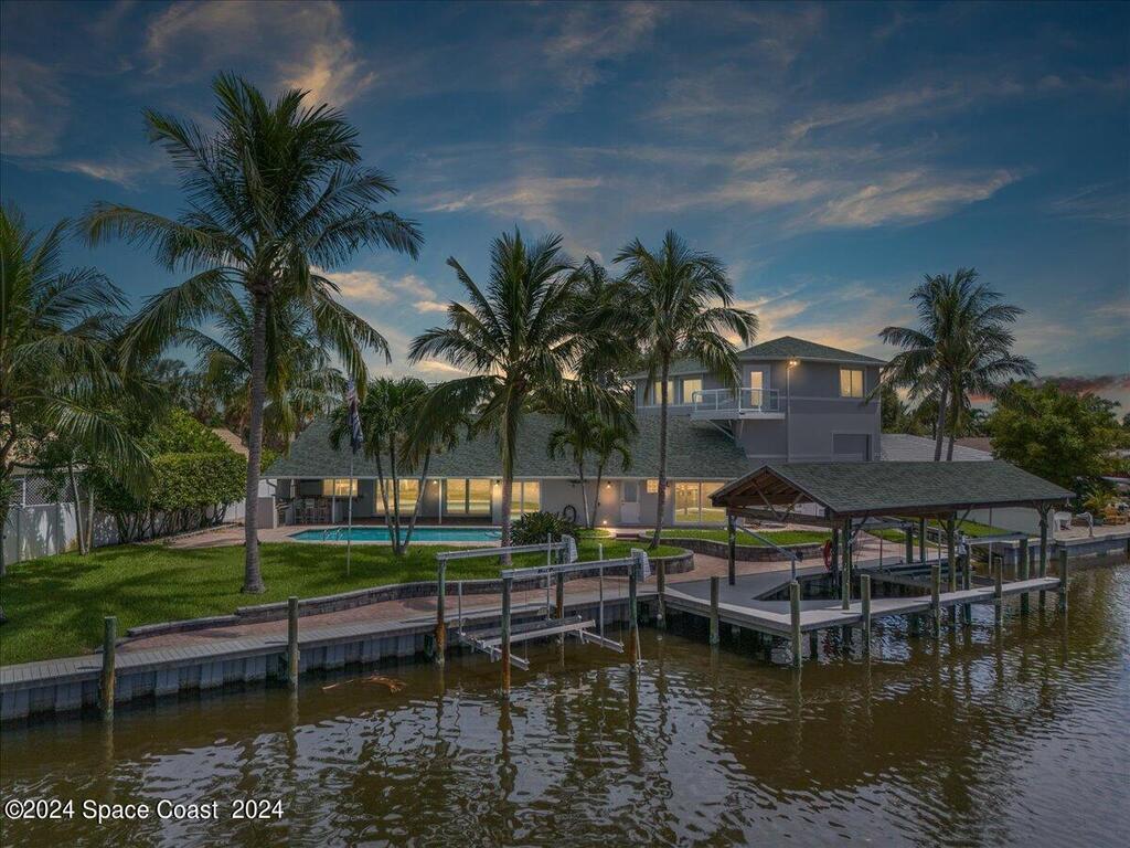 689 S Hedgecock Square, Satellite Beach, FL 32937