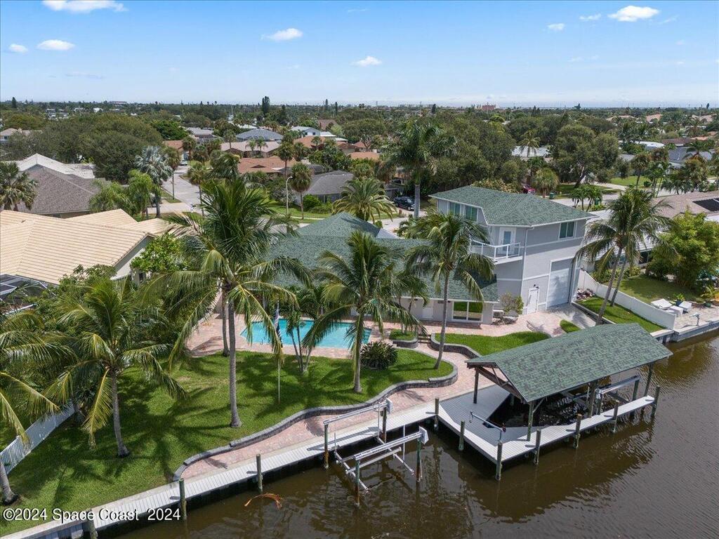 689 S Hedgecock Square, Satellite Beach, FL 32937