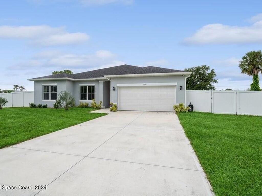 900 Coquina Street, Palm Bay, FL 32909