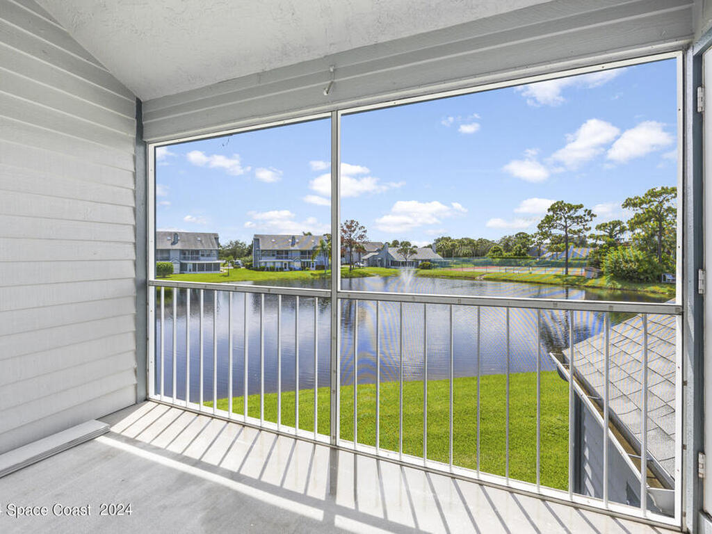 4640 Lake Waterford Way, Melbourne, FL 32901