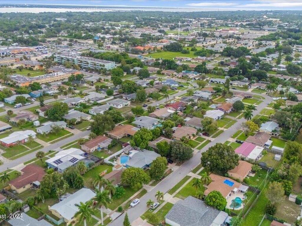 800 2nd Street, Merritt Island, FL 32953