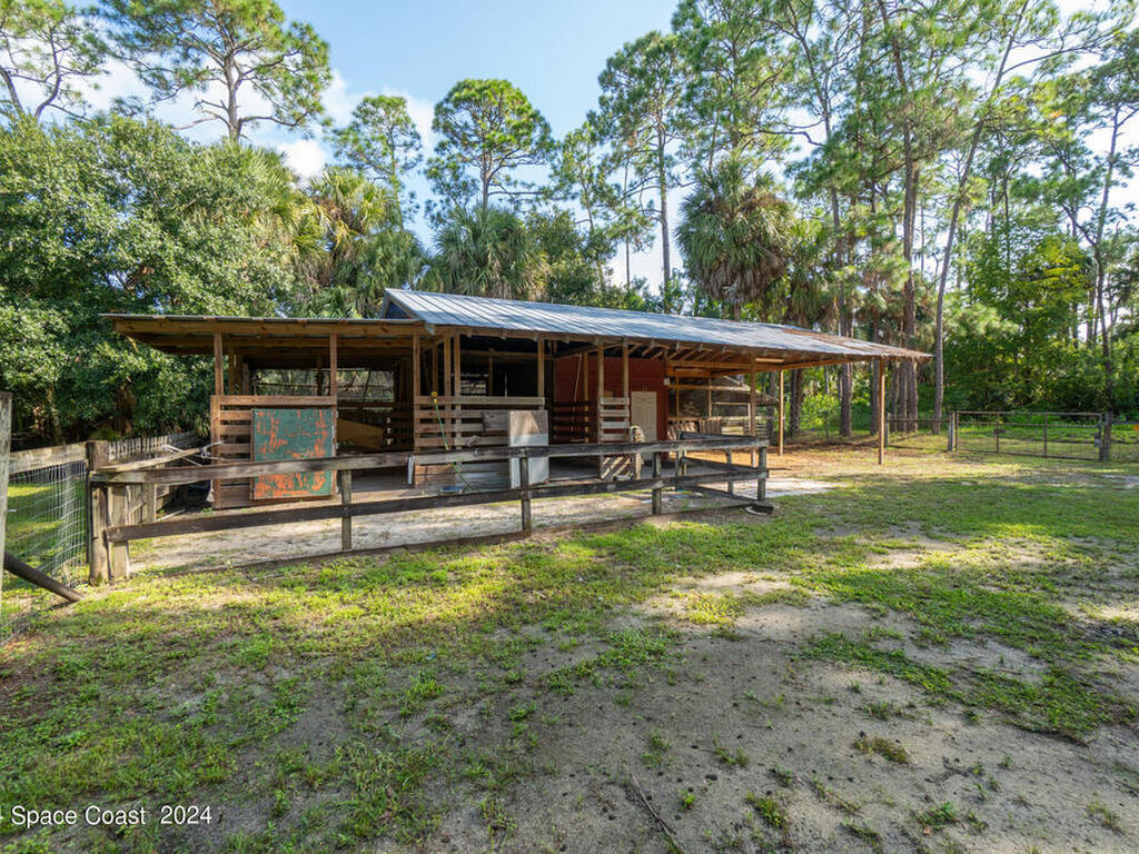 3893 Burton Road, Malabar, FL 32950