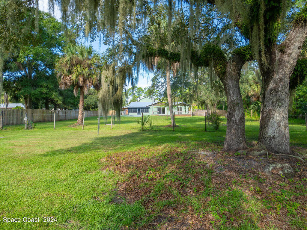 3893 Burton Road, Malabar, FL 32950