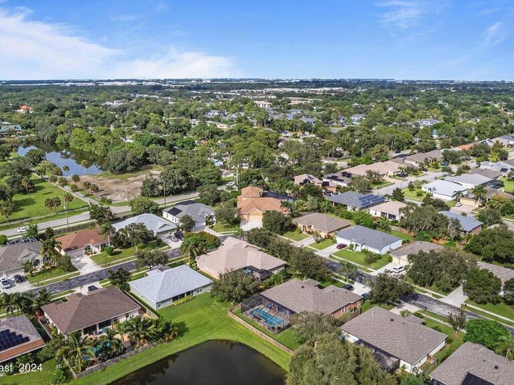 2263 Woodfield Circle, Melbourne, FL 32904