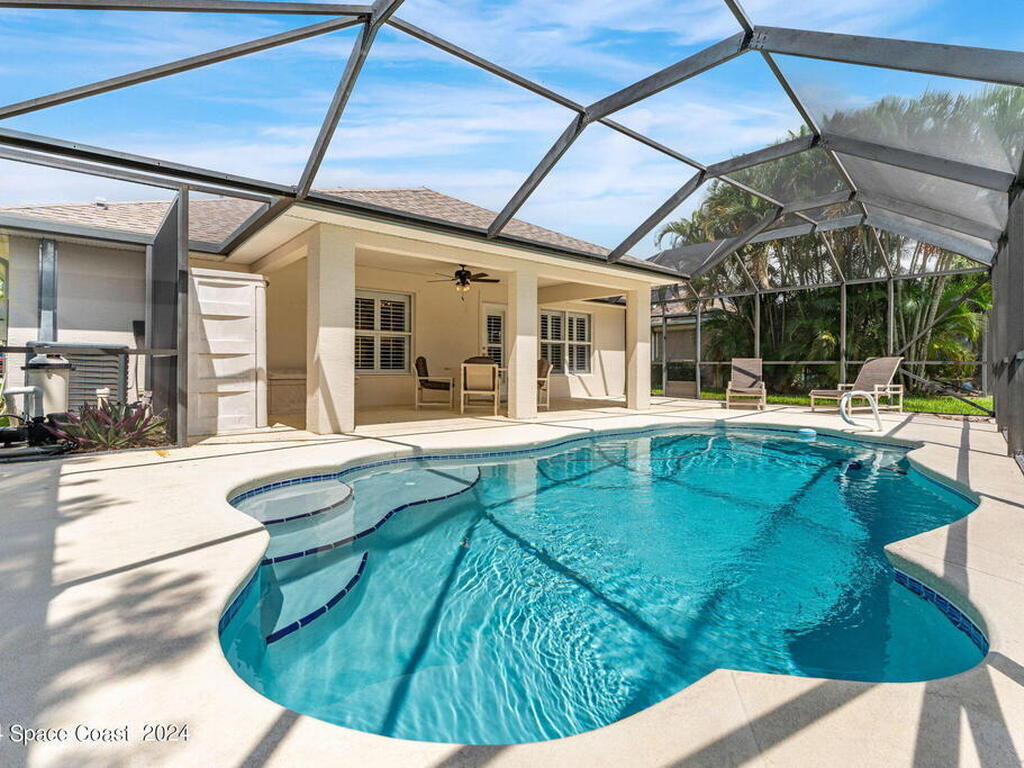 2560 Stratford Pointe Drive, Melbourne, FL 32904