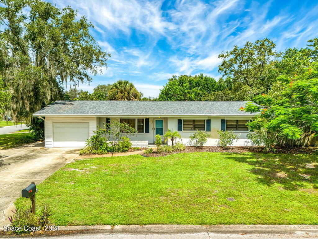 20 Vida Way, Melbourne, FL 32901