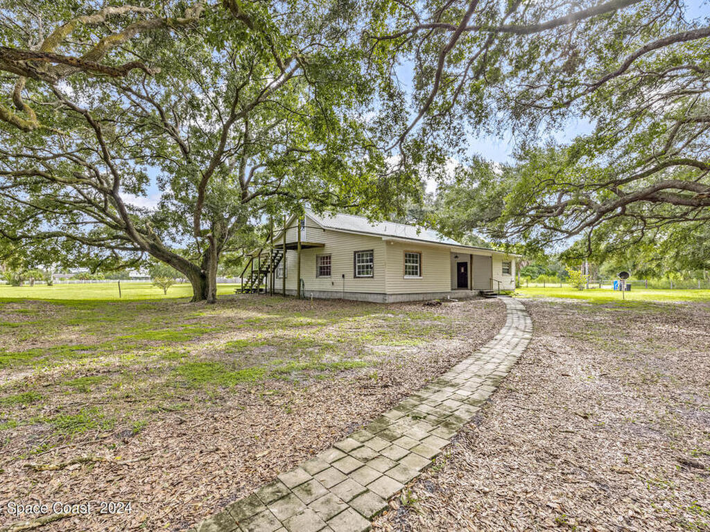 3140 Davis Rd, Mims, FL 32754